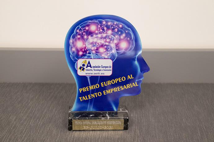 Compromiso_TNDR_premio_talento_empresarial Compromiso_TNDR_premio_talento_empresarial